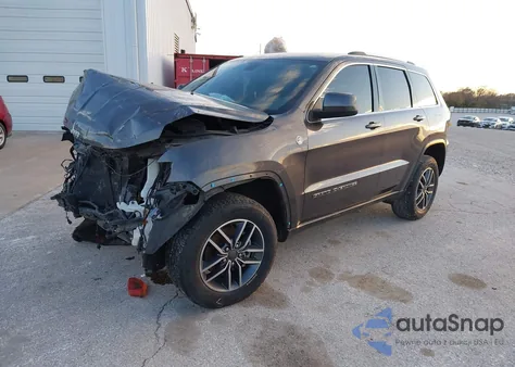 2020 Jeep Grand Cherokee Laredo E 4X4 z USA, uszkodzony, nr VIN 1C4RJFAG8LC209900